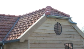 tuinhuis met overkapping.02