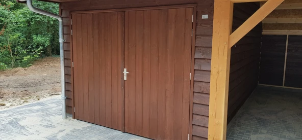 Houten kapschuur met carport.02