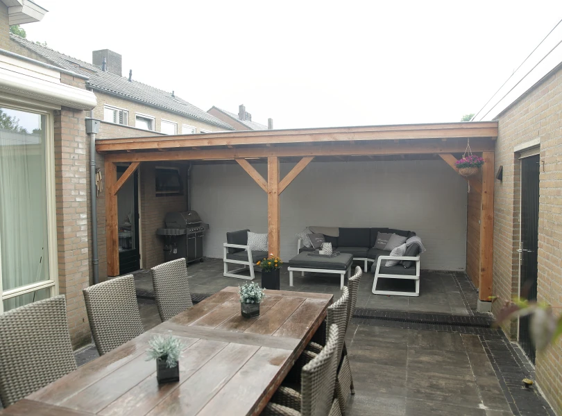 Douglas overkapping.00