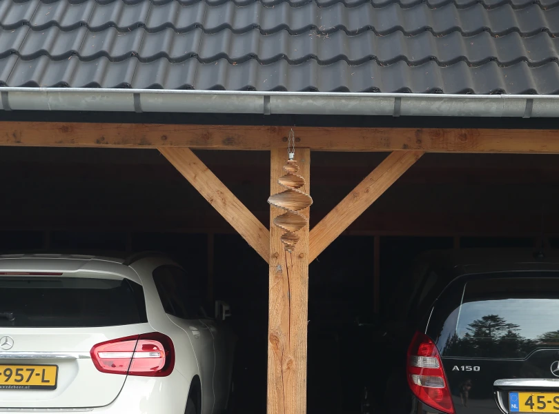 Houten kapschuur met carport.03