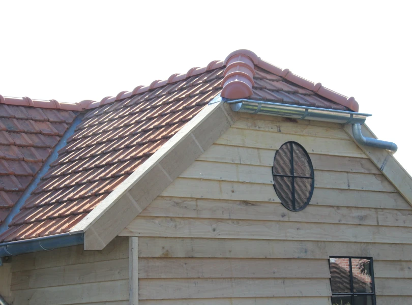 tuinhuis met overkapping.02