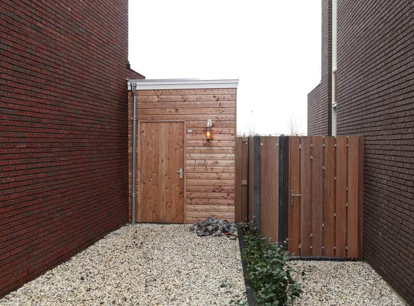 Berging met overkapping.03