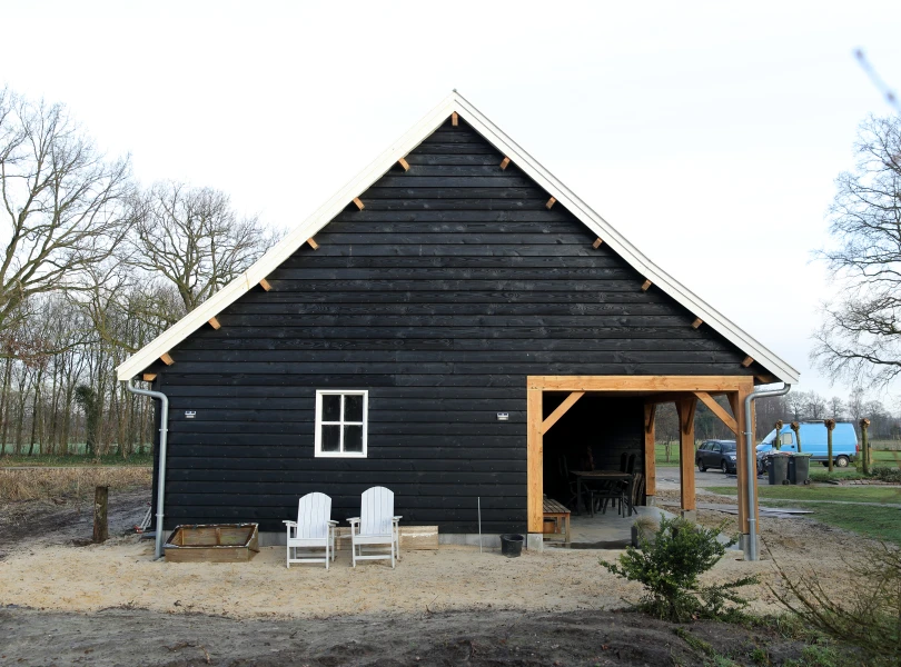 Houten garage met knikdak.01