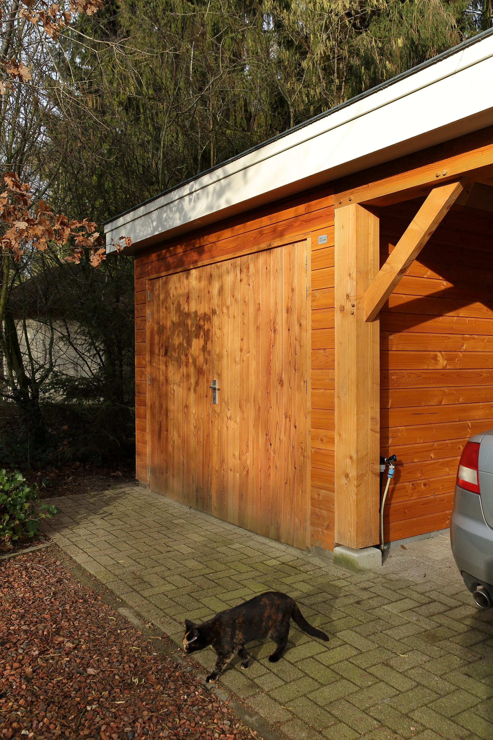 Houten garage met carport.02