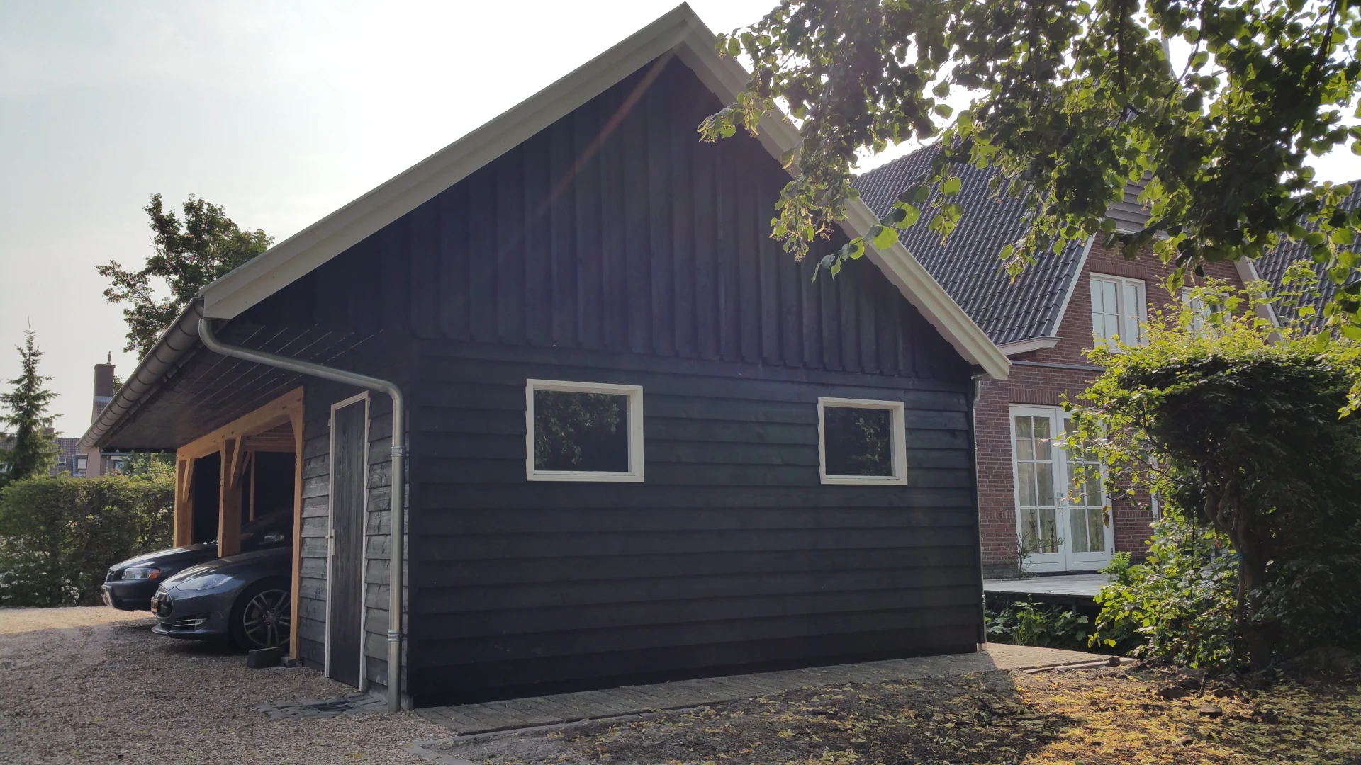 Houten schuur met carport.03
