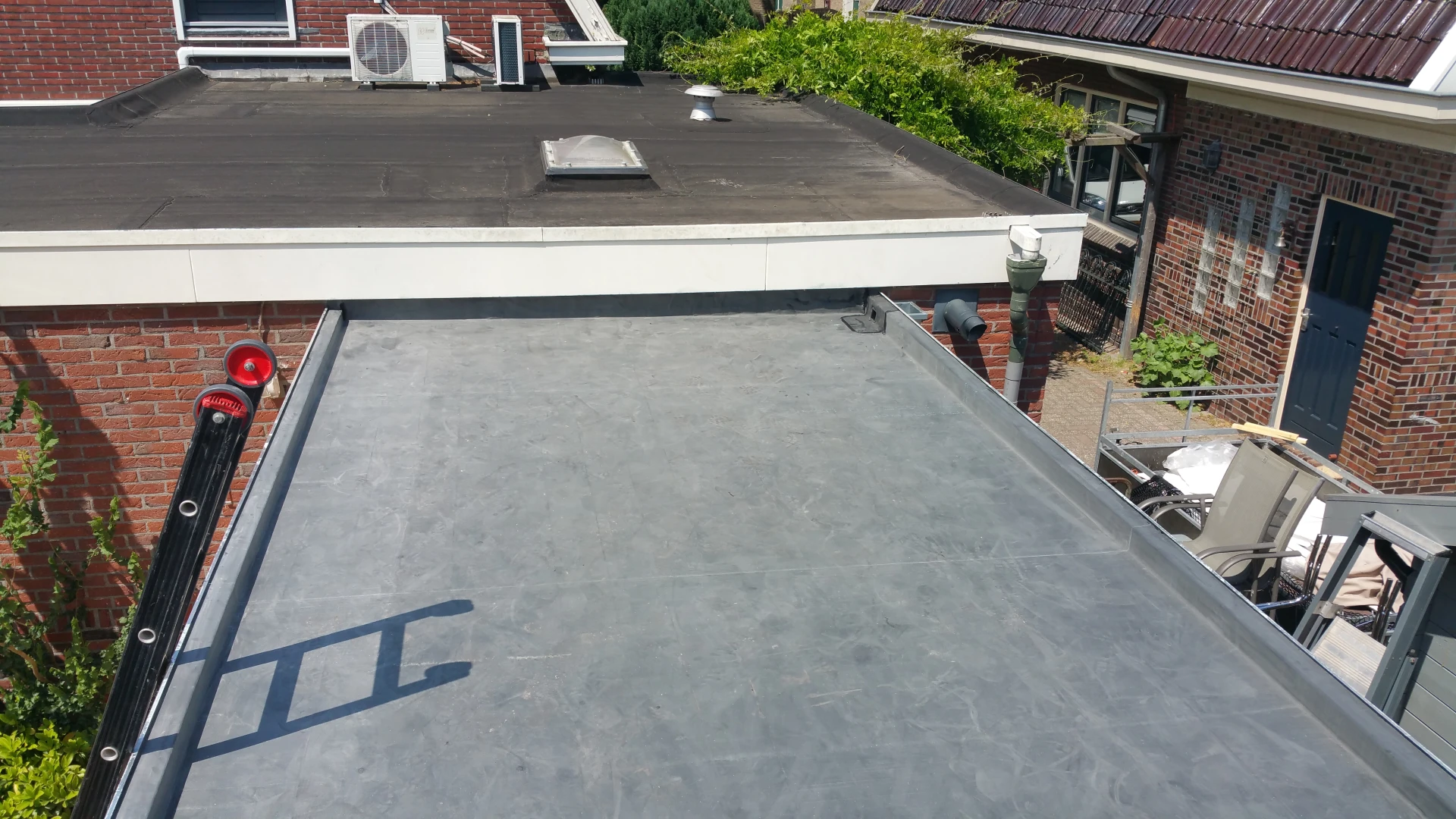 Berging met overkapping.03