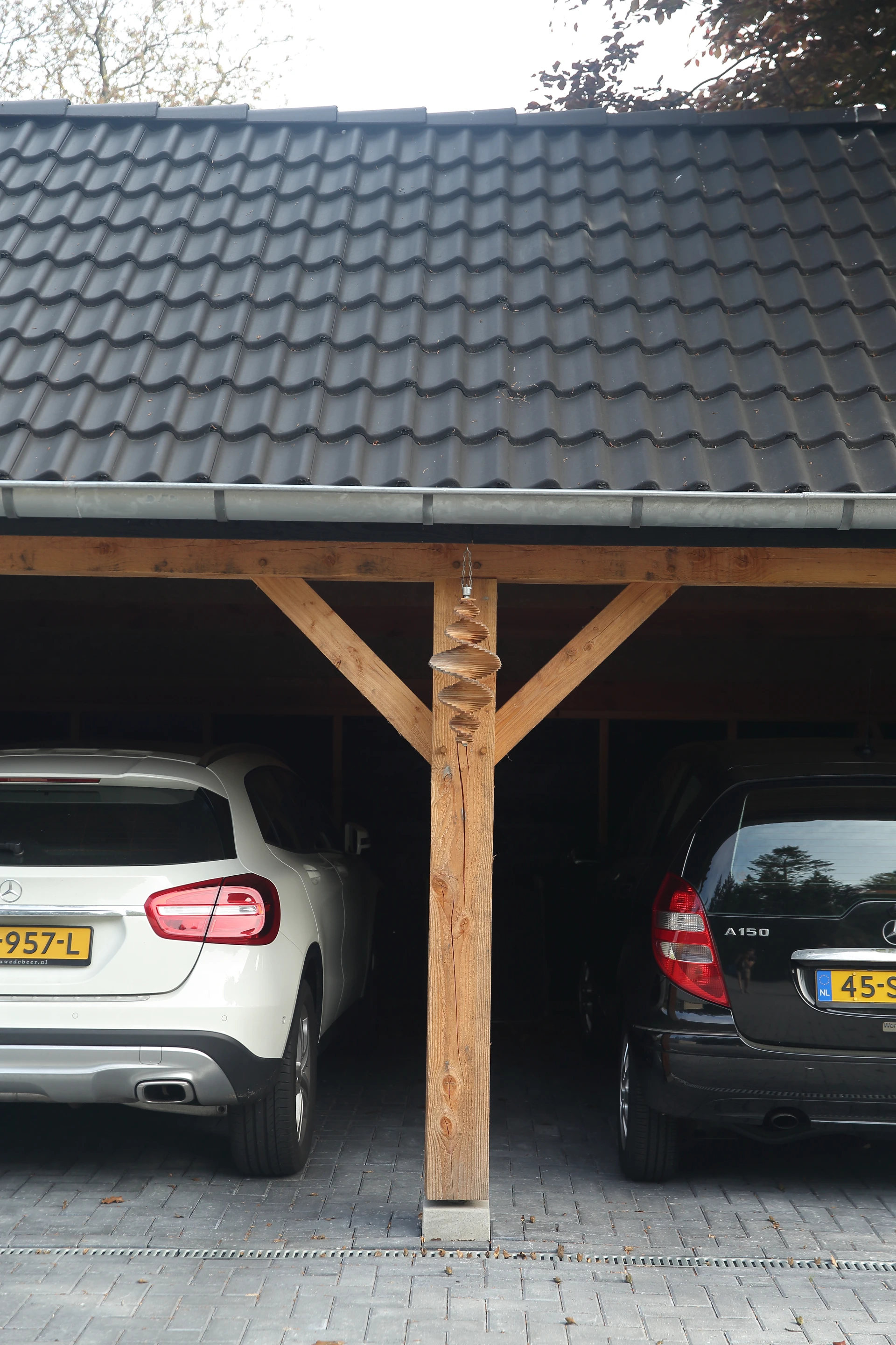 Houten kapschuur met carport.03