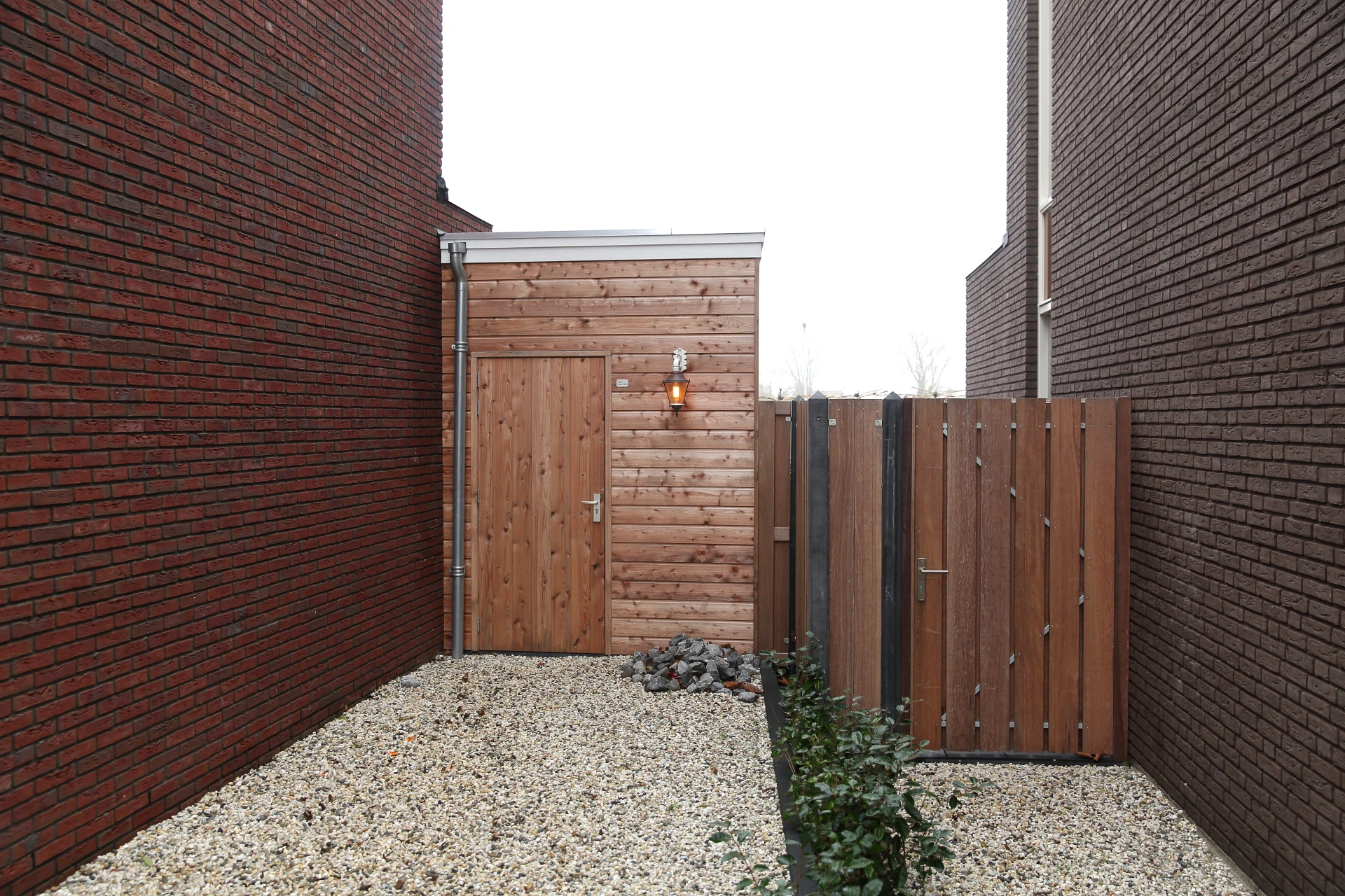 Berging met overkapping.03